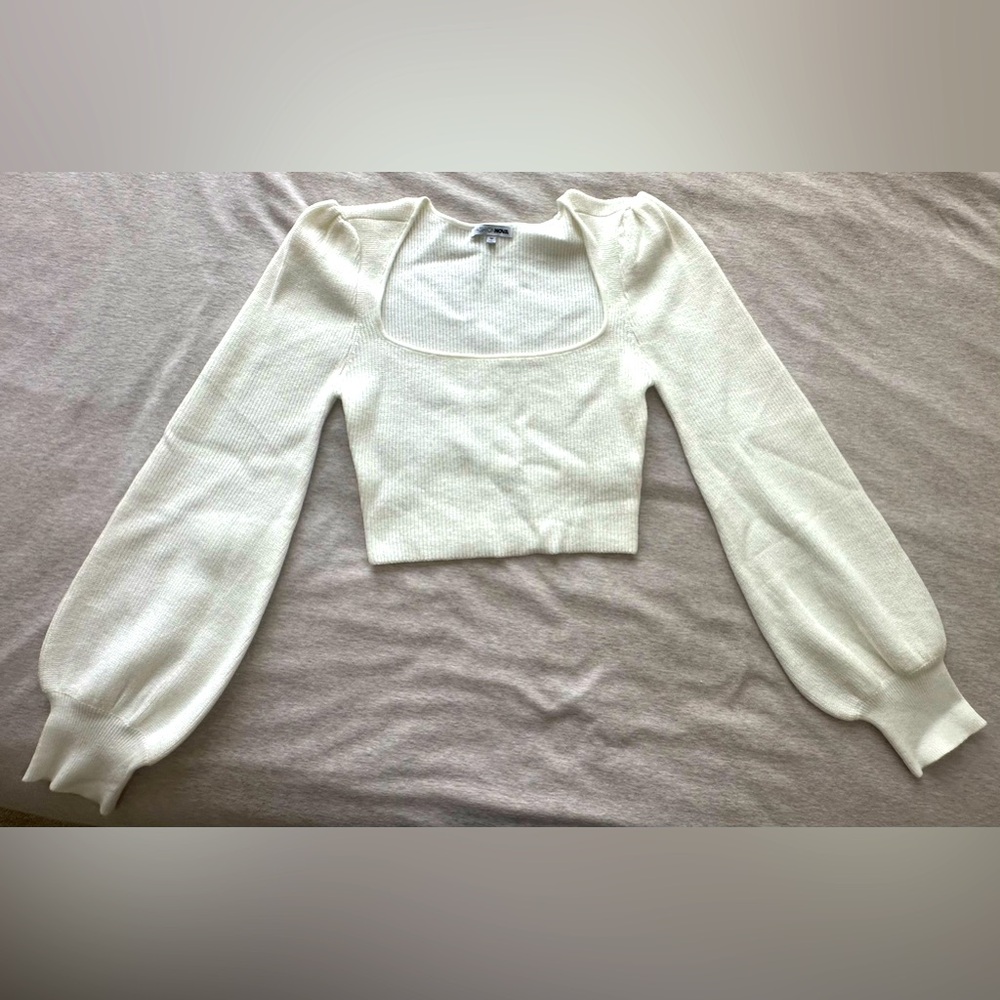 Fashion Nova Cropped Cream/Off-White Long Sleeve Sweater SIZE M